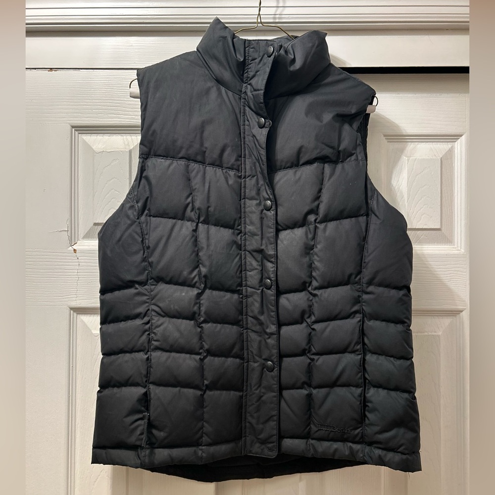 LL Bean Black Puffer Vest